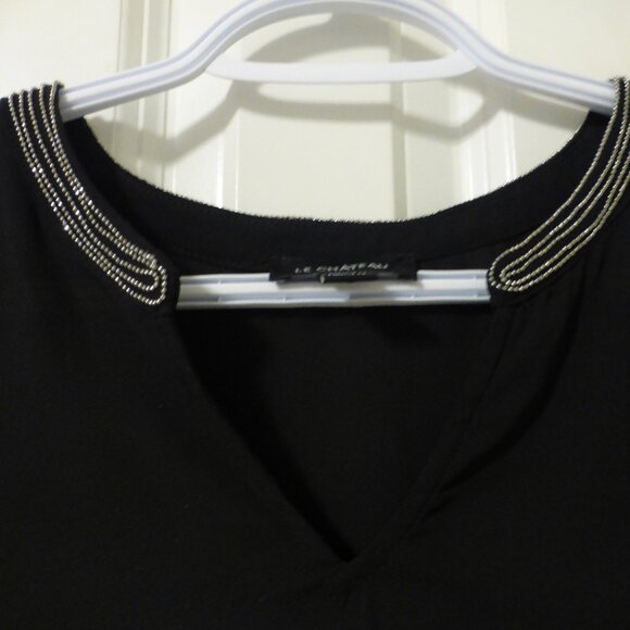 LE CHATEAU black flutter sleeve chiffon top with silver shimmery beads - Picture 4 of 11